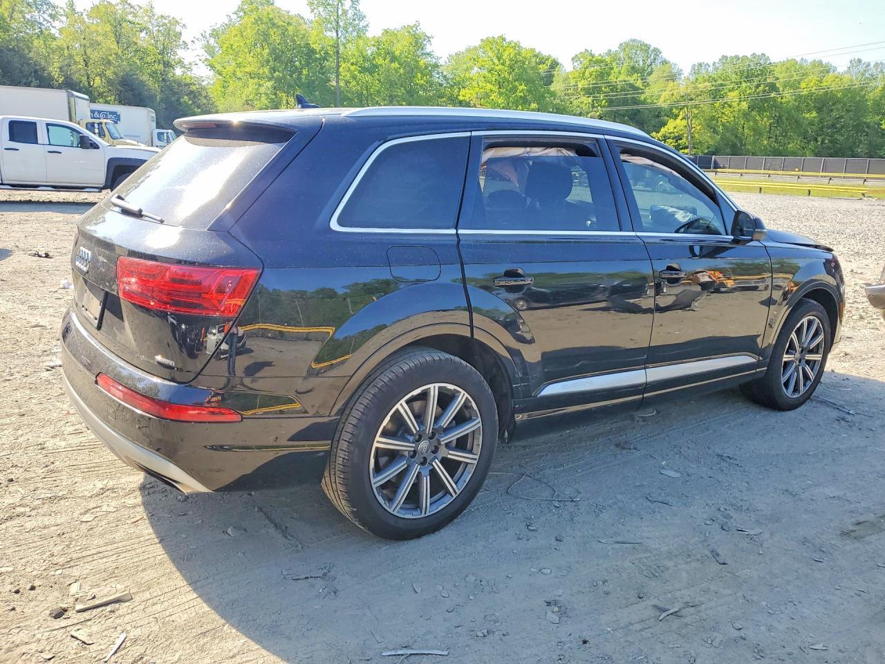 2019 Audi Q7 Premium Plus - zdjęcie 3