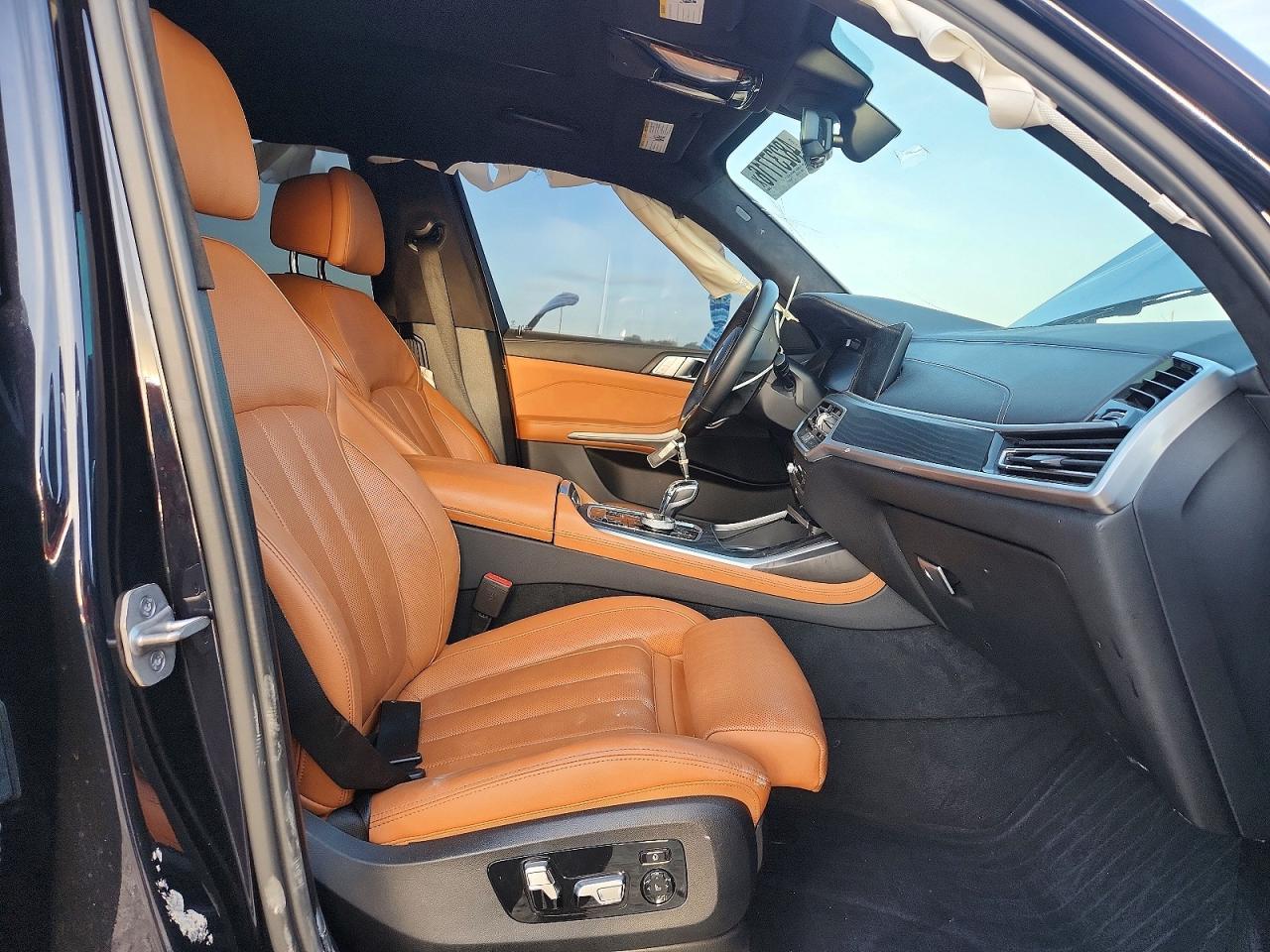 2022 BMW X7 xDrive40I - zdjęcie 7