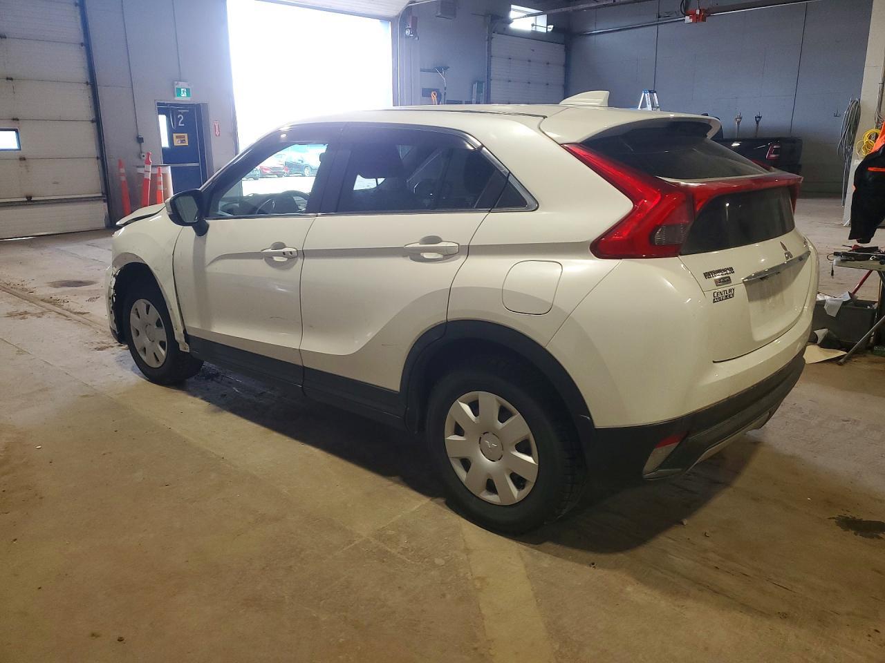 2019 Mitsubishi Eclipse Cross Le - zdjęcie 2