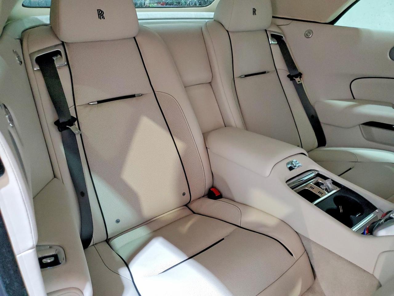 2017 Rolls-Royce Dawn - zdjęcie 10