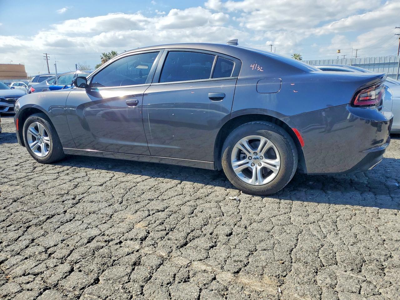 2023 Dodge Charger Sxt - zdjęcie 2