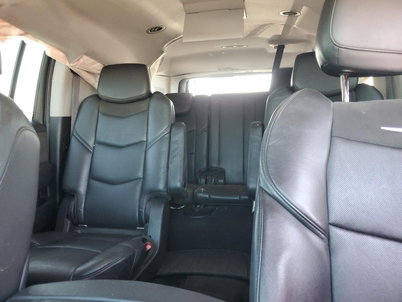 2016 Cadillac Escalade Esv Luxury - zdjęcie 10