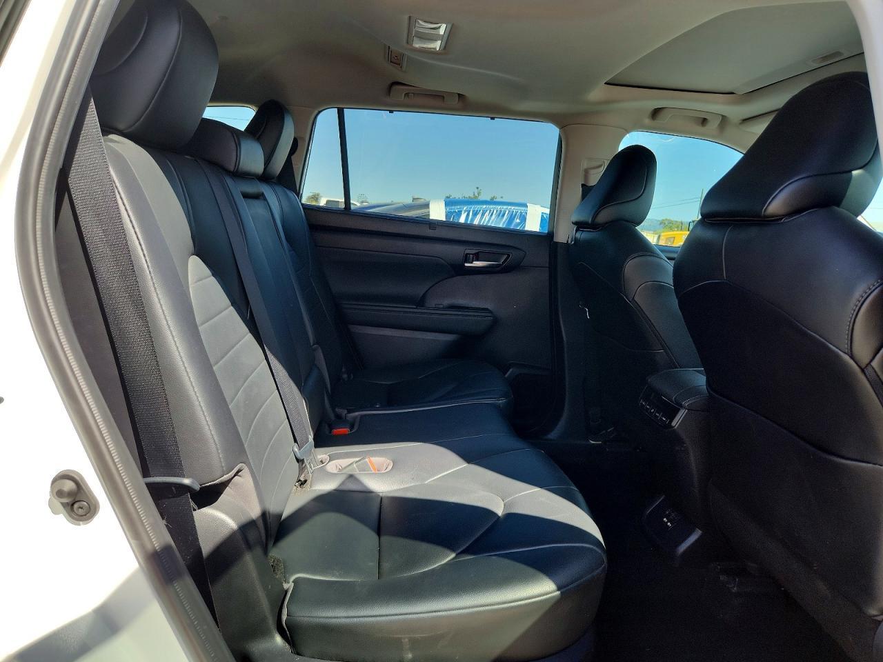 2021 Toyota Highlander Xle - zdjęcie 11