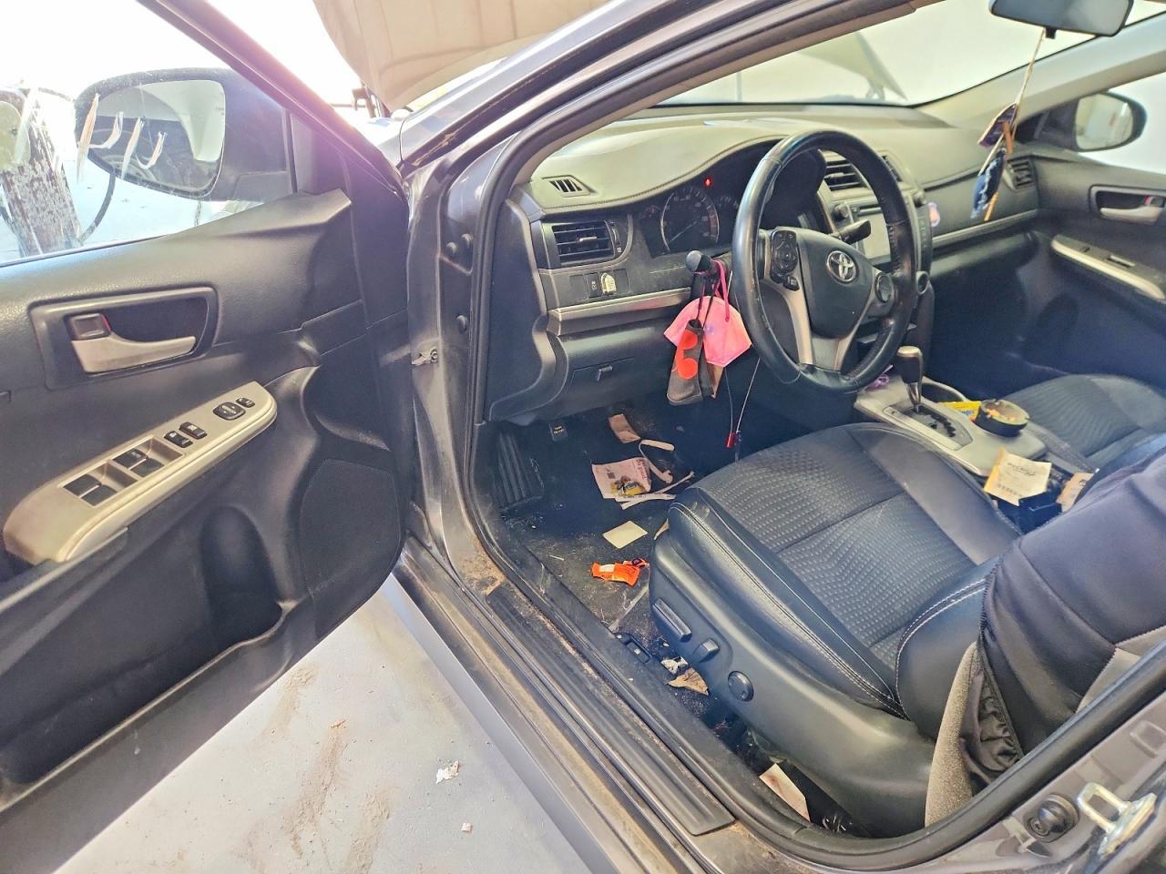 2013 Toyota Camry Se - zdjęcie 8