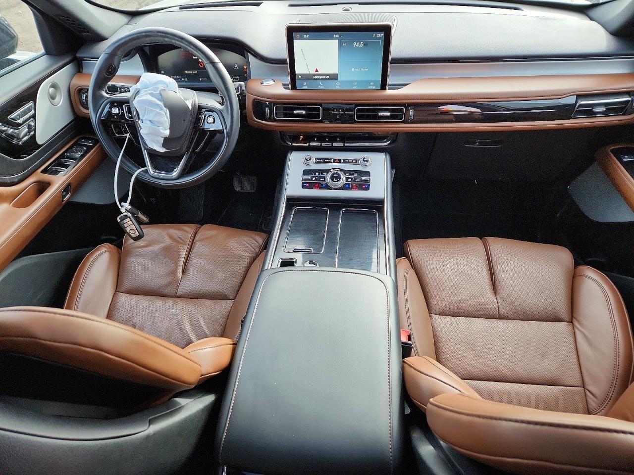 2023 Lincoln Aviator Reserve - zdjęcie 8