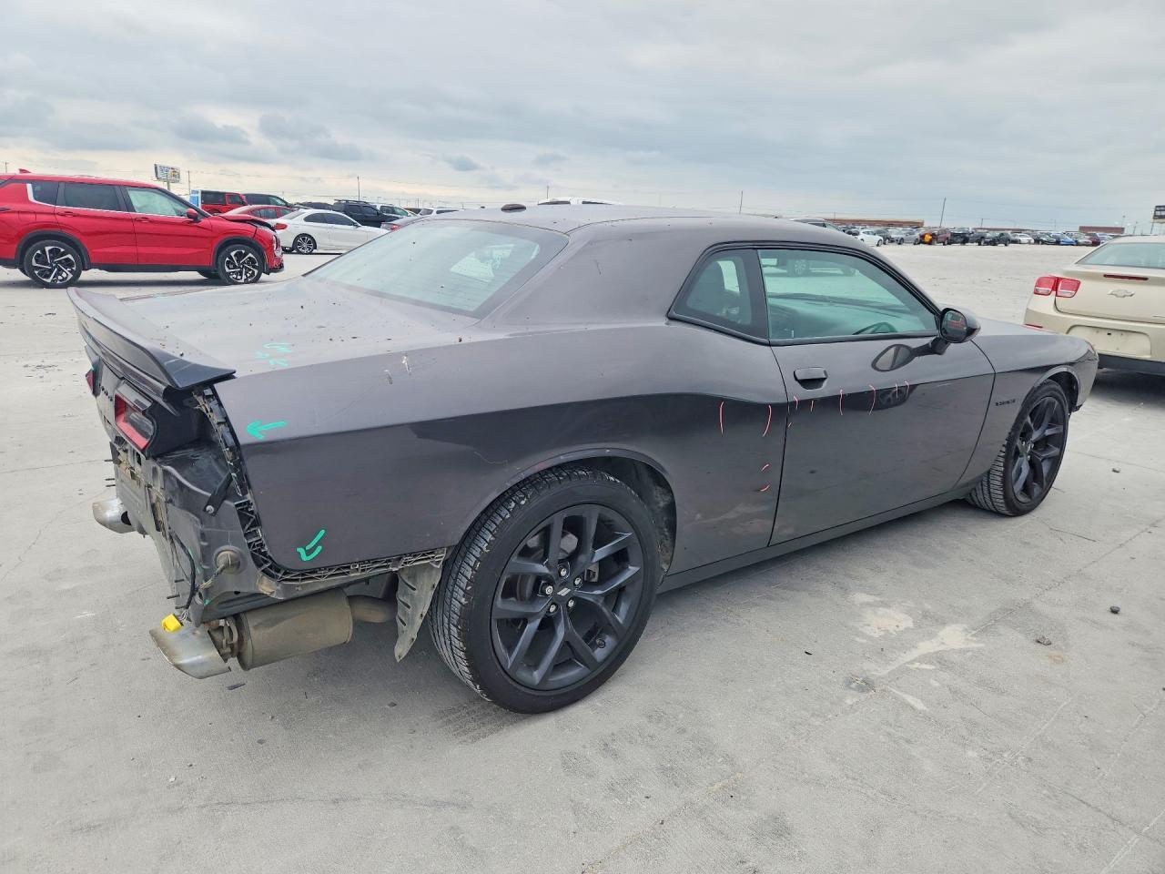 2021 Dodge Challenger R - zdjęcie 3