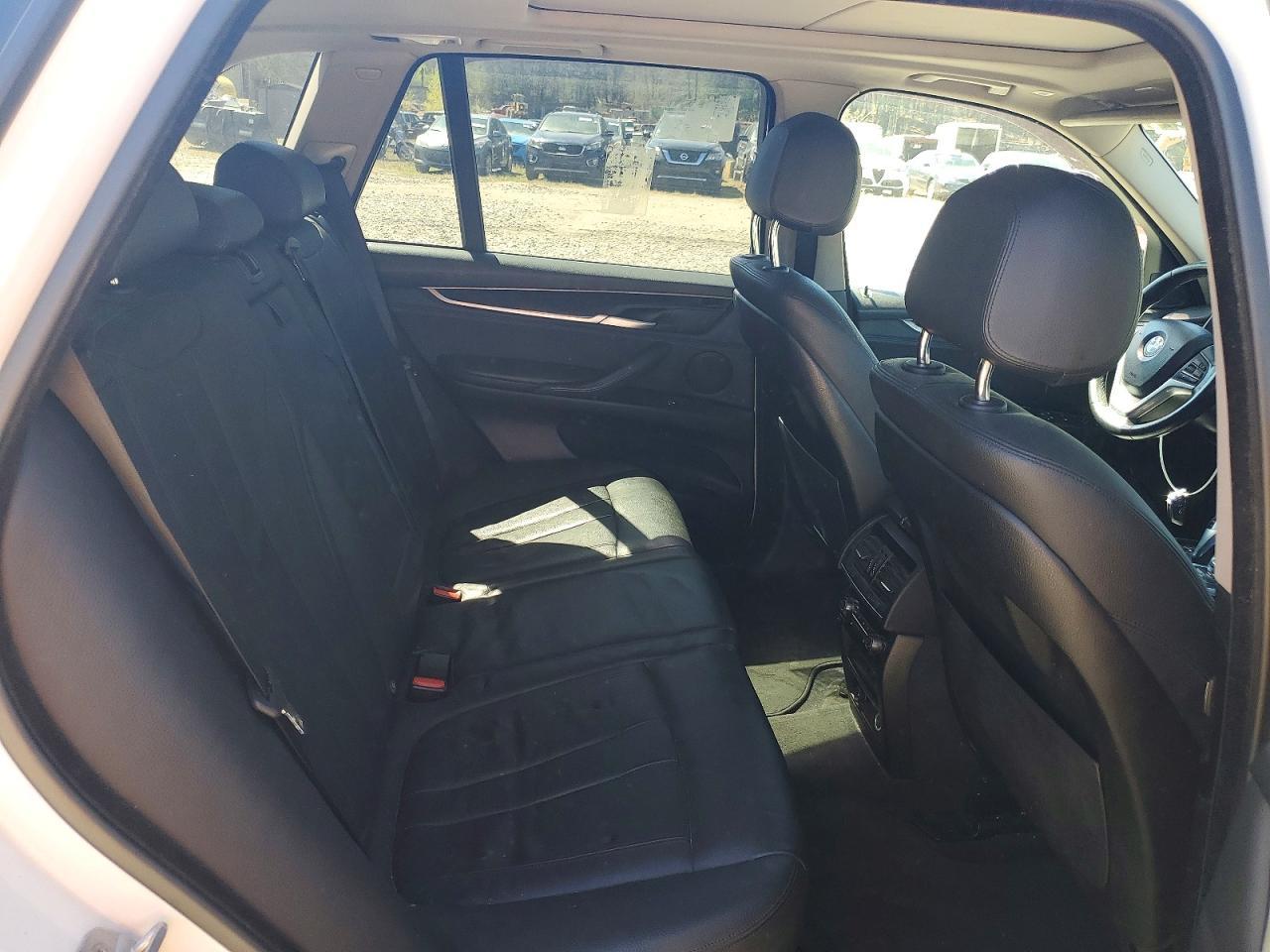 2016 BMW X5 xDrive35I - zdjęcie 11