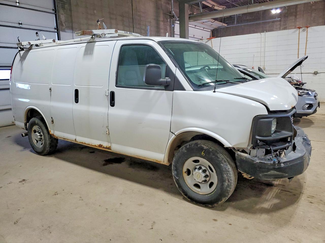 2013 Chevrolet Express G2500 - zdjęcie 4