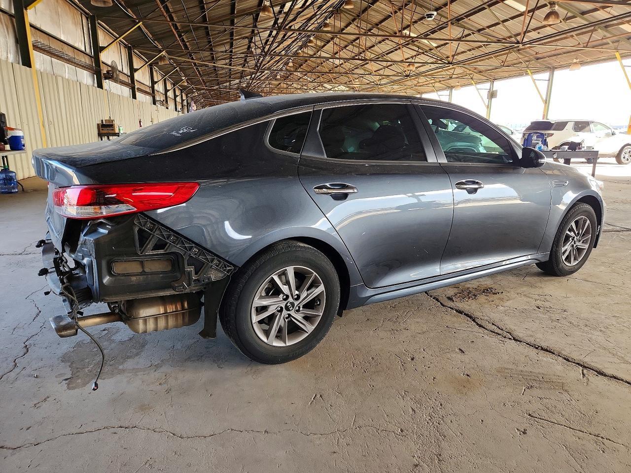 2020 Kia Optima Lx - zdjęcie 3