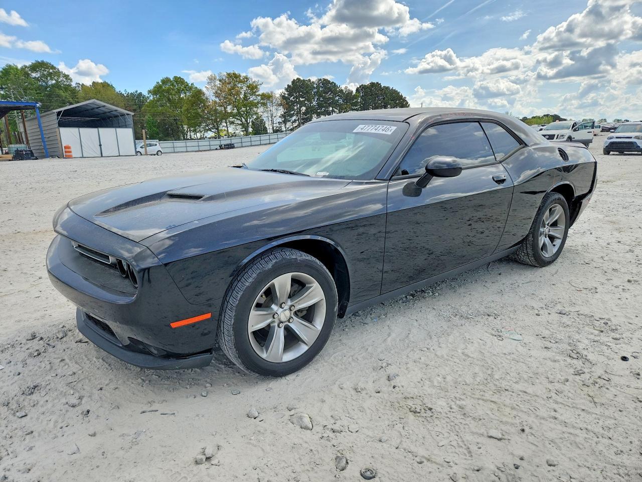 2019 Dodge Challenger Sxt - zdjęcie główne
