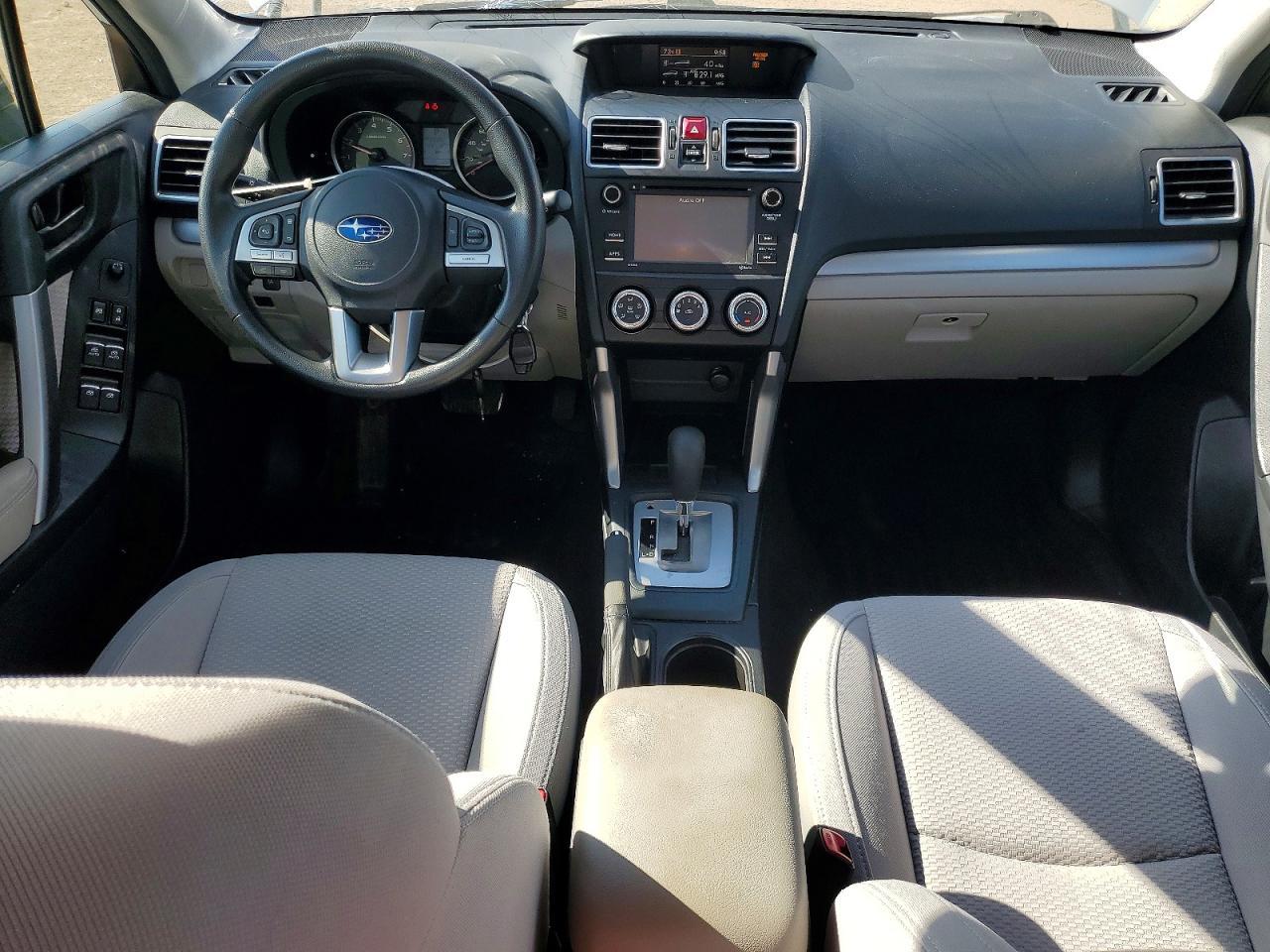 2017 Subaru Forester 2.5I - zdjęcie 8
