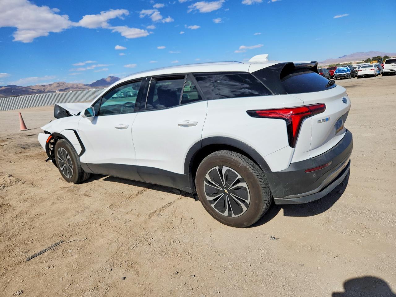 2025 Chevrolet Blazer Lt - zdjęcie 2