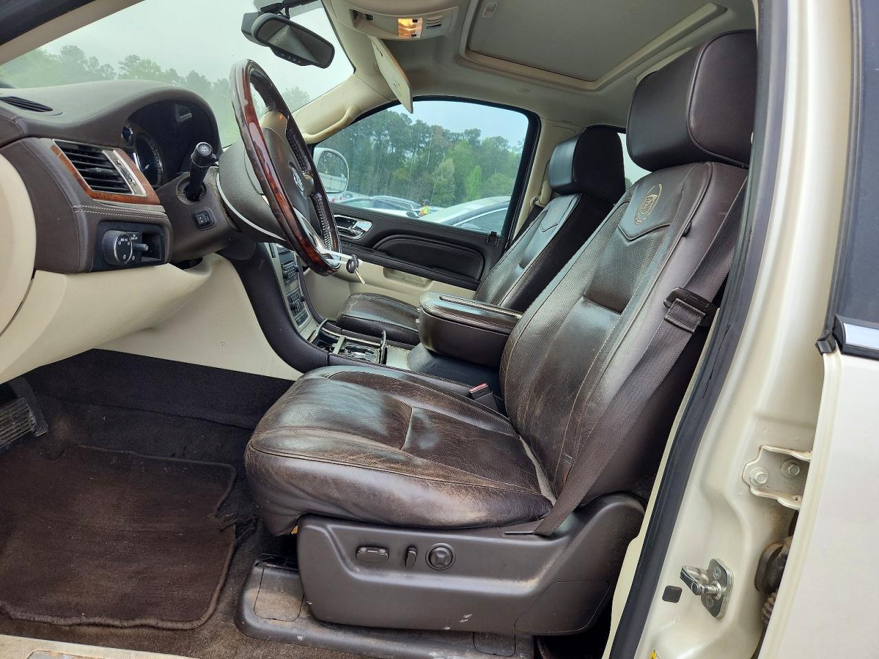 2013 Cadillac Escalade Platinum - zdjęcie 7