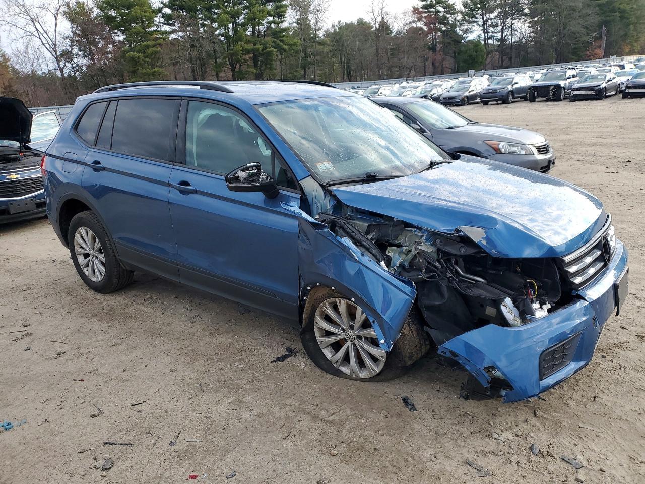 2019 Volkswagen Tiguan S - zdjęcie 4