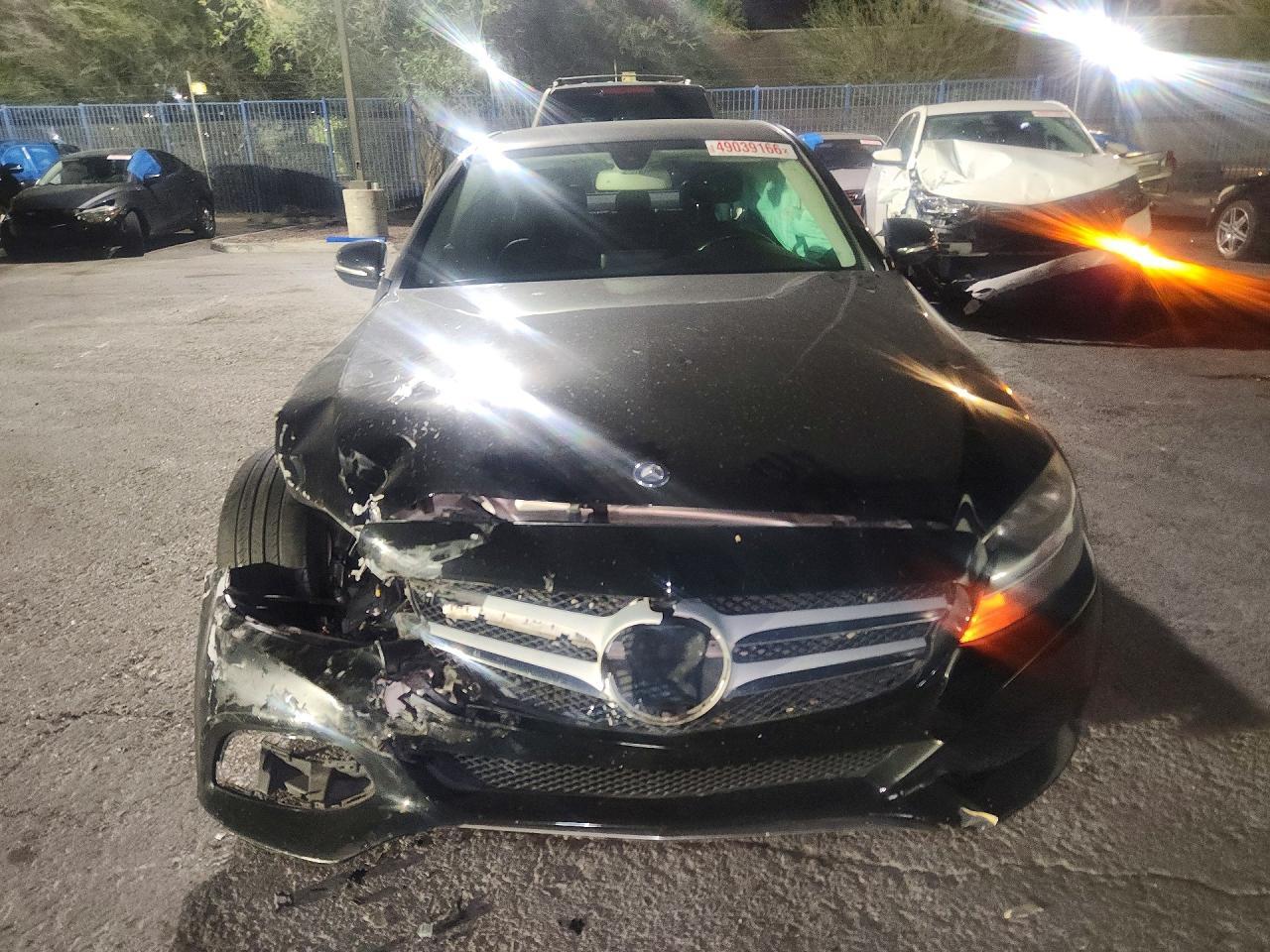 2015 Mercedes-Benz C 300 - zdjęcie 5