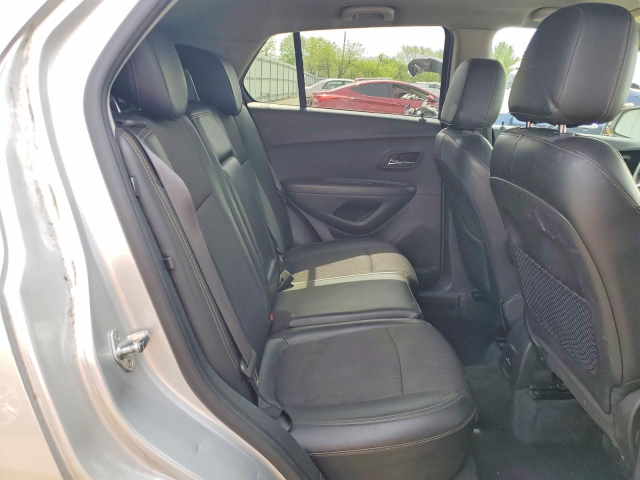 2020 Chevrolet Trax 1Lt - zdjęcie 11