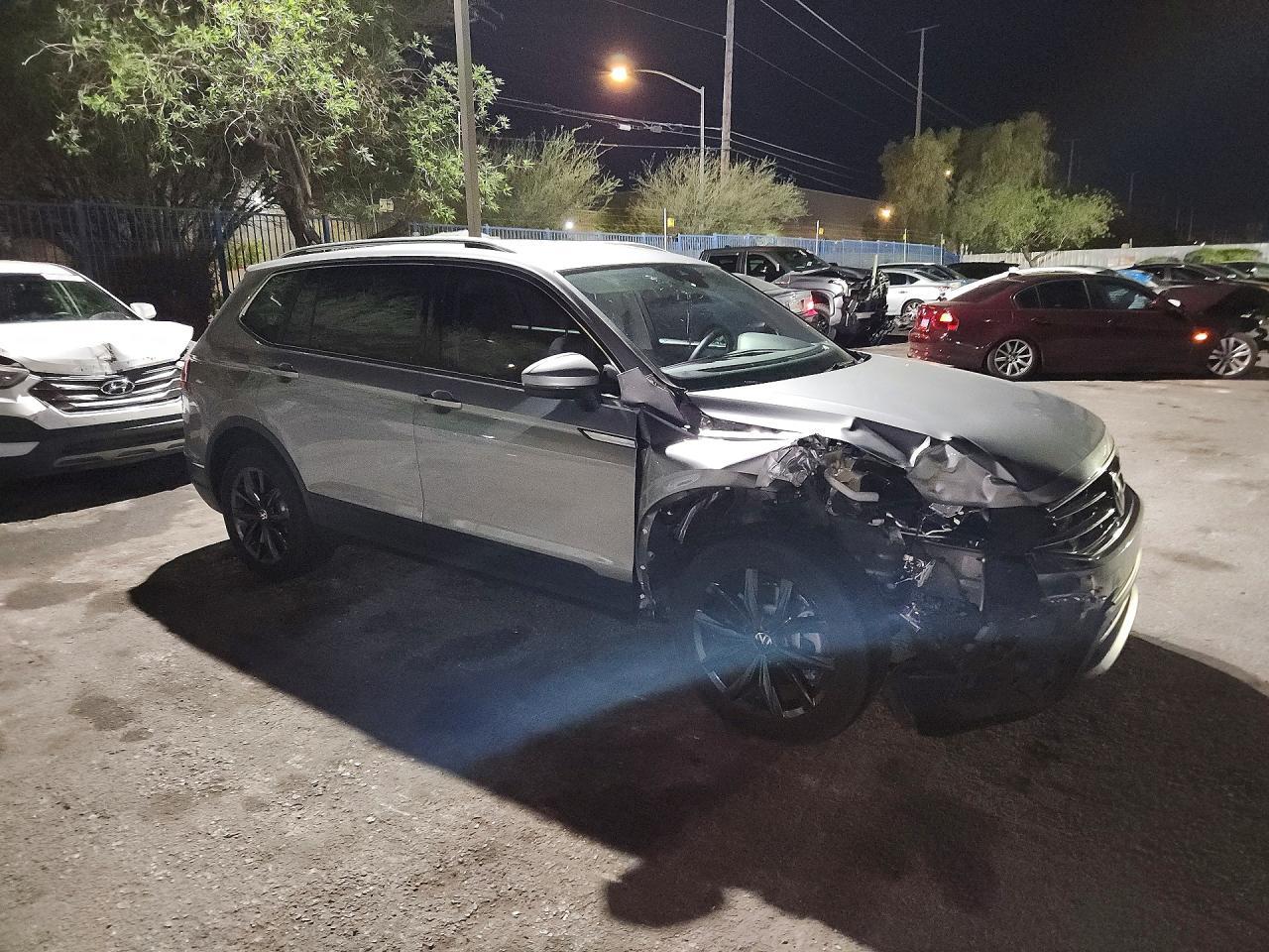 2022 Volkswagen Tiguan Se - zdjęcie 4