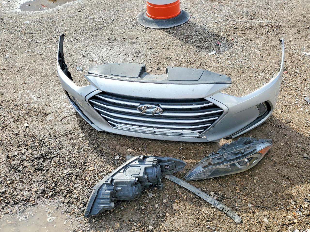 2017 Hyundai Elantra Se - zdjęcie 12