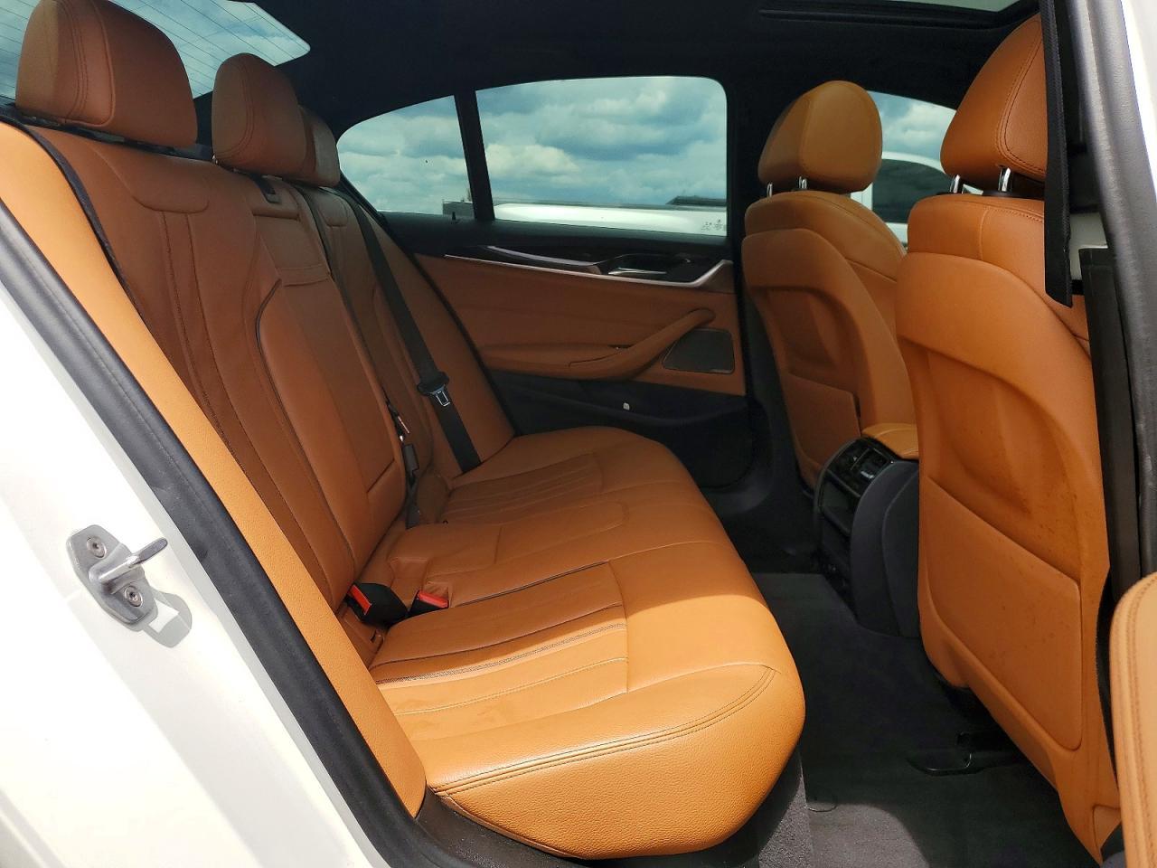 2018 BMW 540 I - zdjęcie 10