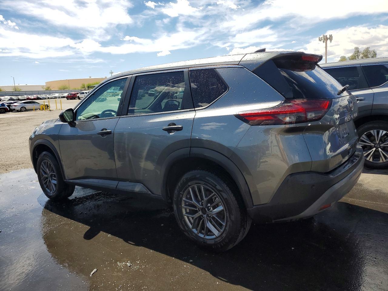 2023 Nissan Rogue S - zdjęcie 2