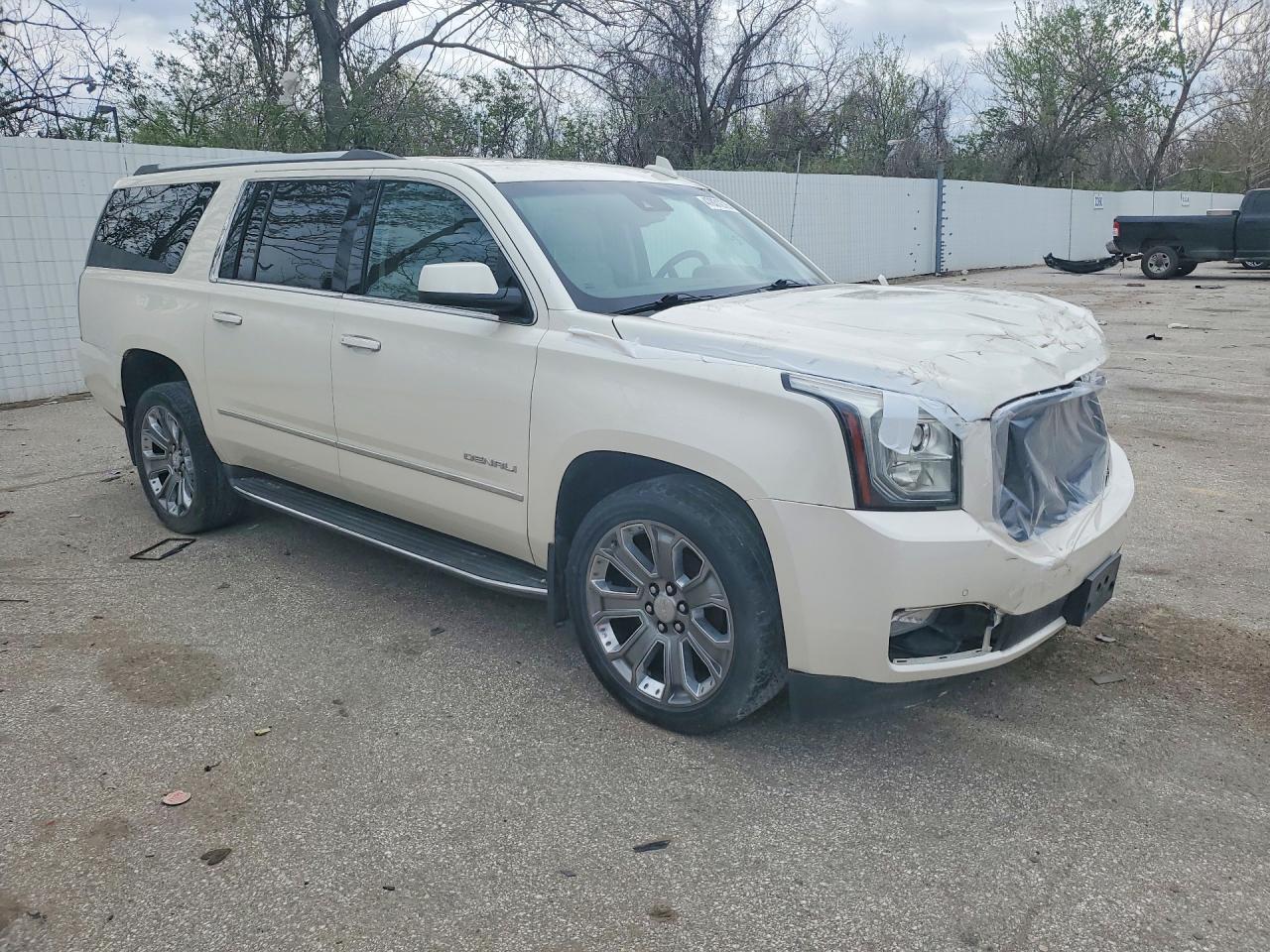 2015 GMC Yukon Xl Denali - zdjęcie 4