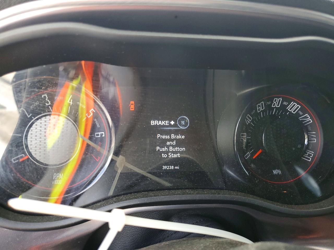 2021 Dodge Challenger Sxt - zdjęcie 9