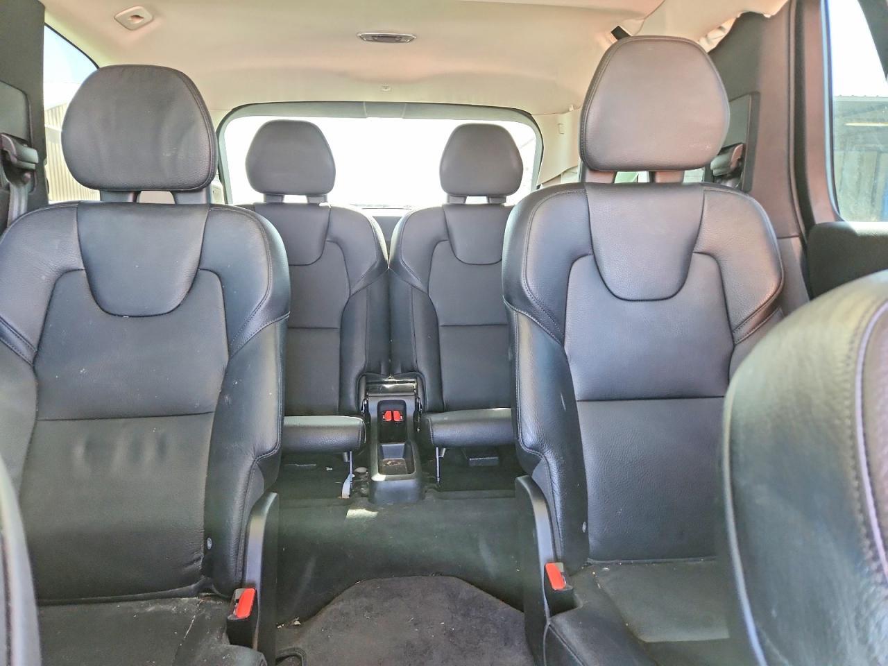 2020 Volvo Xc90 T6 Momentum - zdjęcie 10