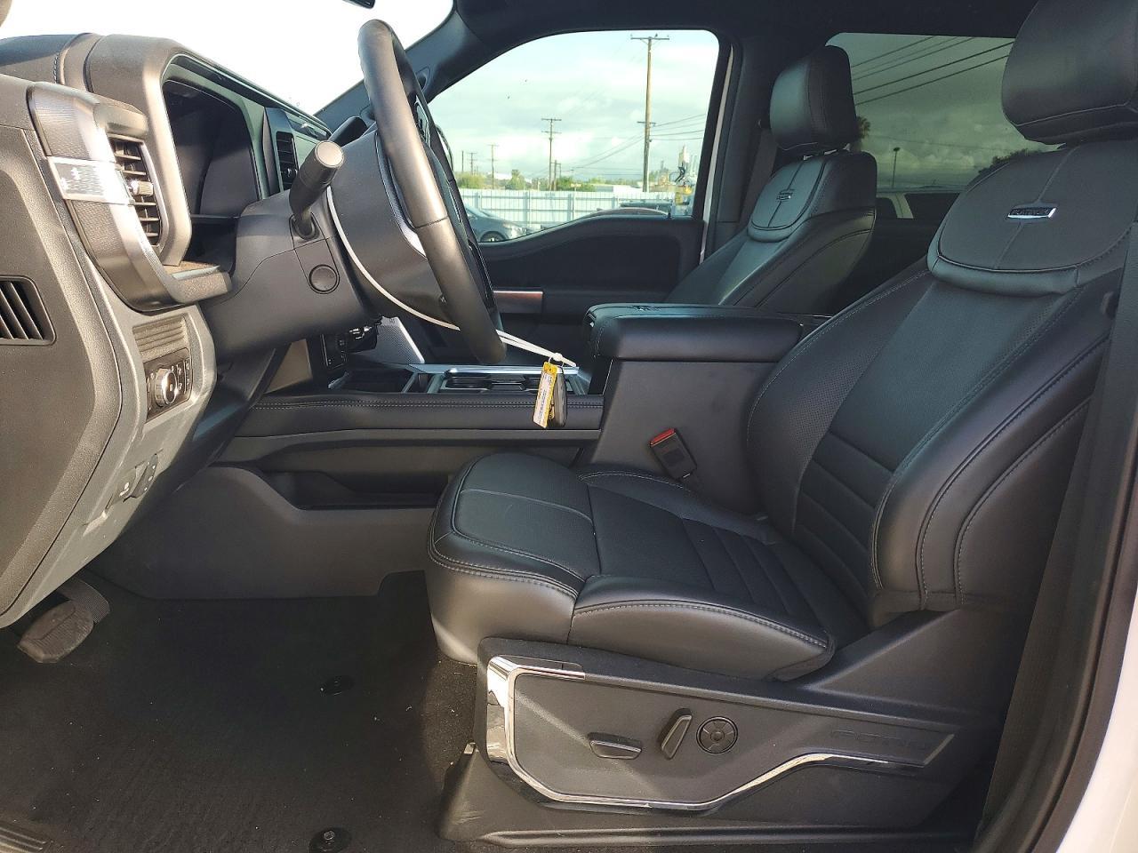 2026 Ford F250 Super Duty - zdjęcie 7