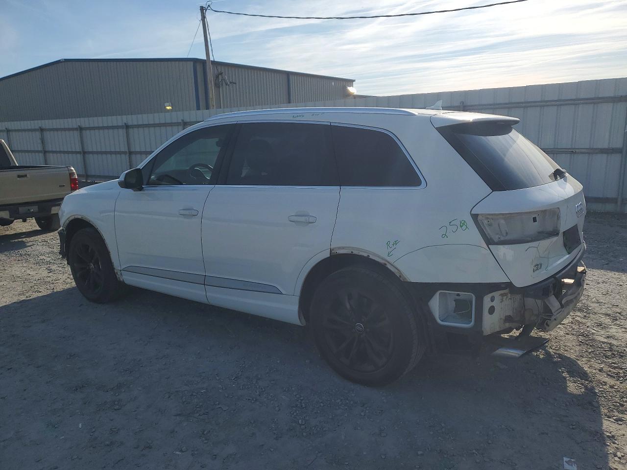 2018 Audi Q7 Premium Plus - zdjęcie 2