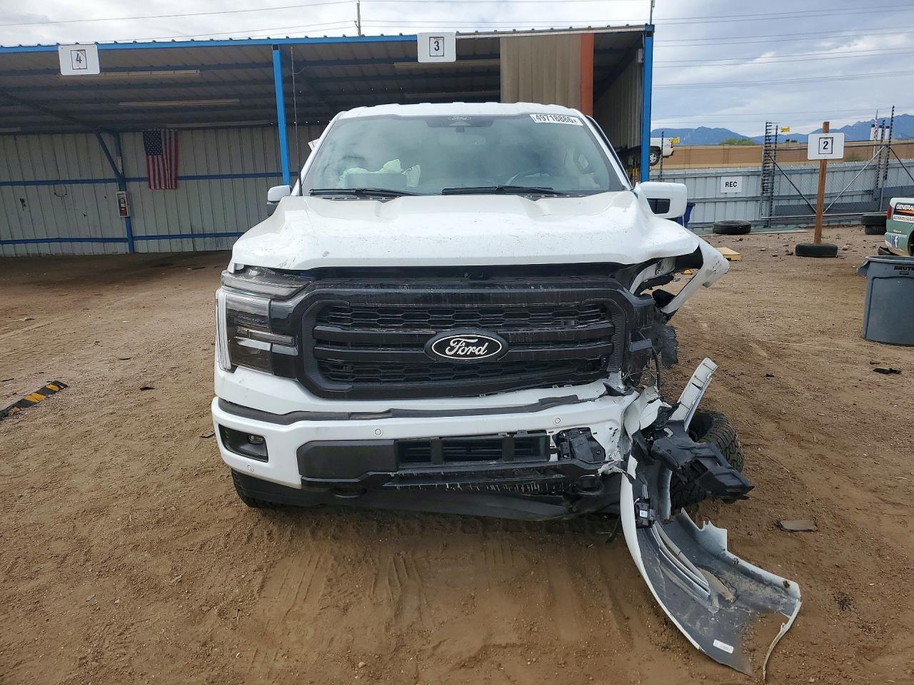 2026 Ford F150 Lariat - zdjęcie 5