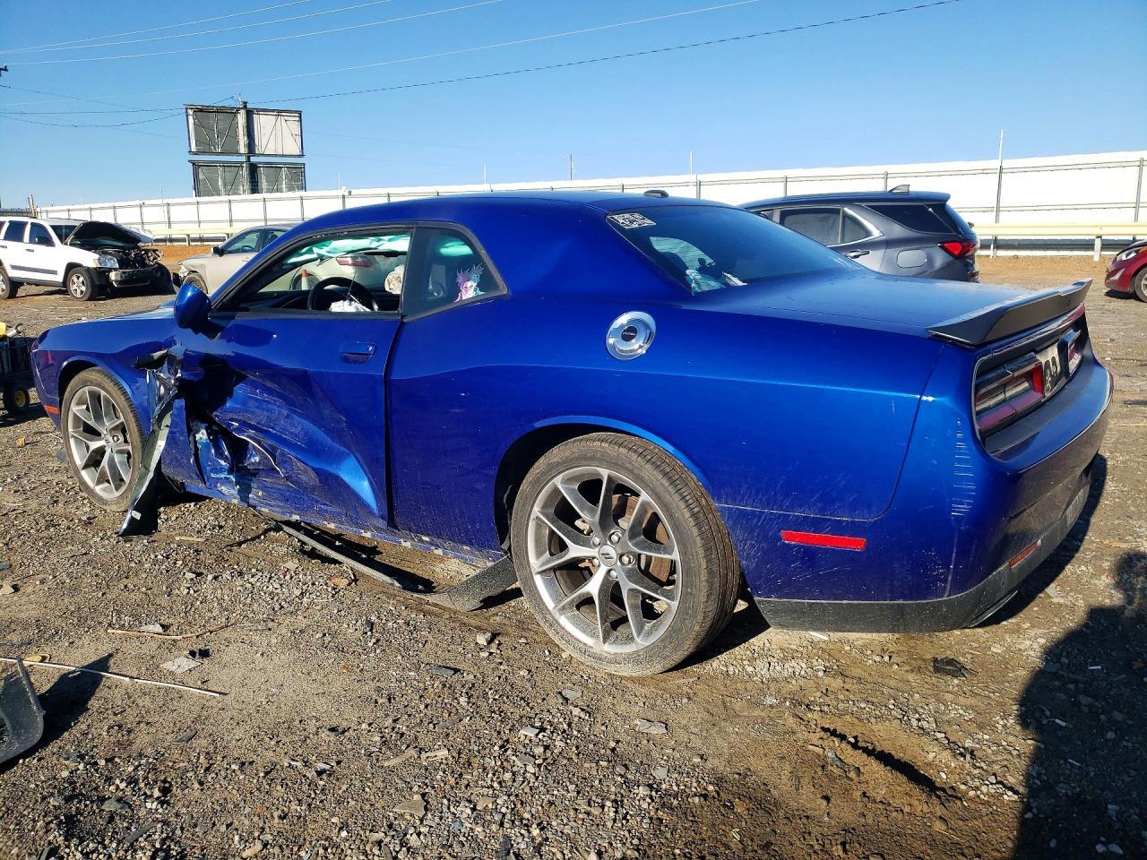 2022 Dodge Challenger - zdjęcie 2