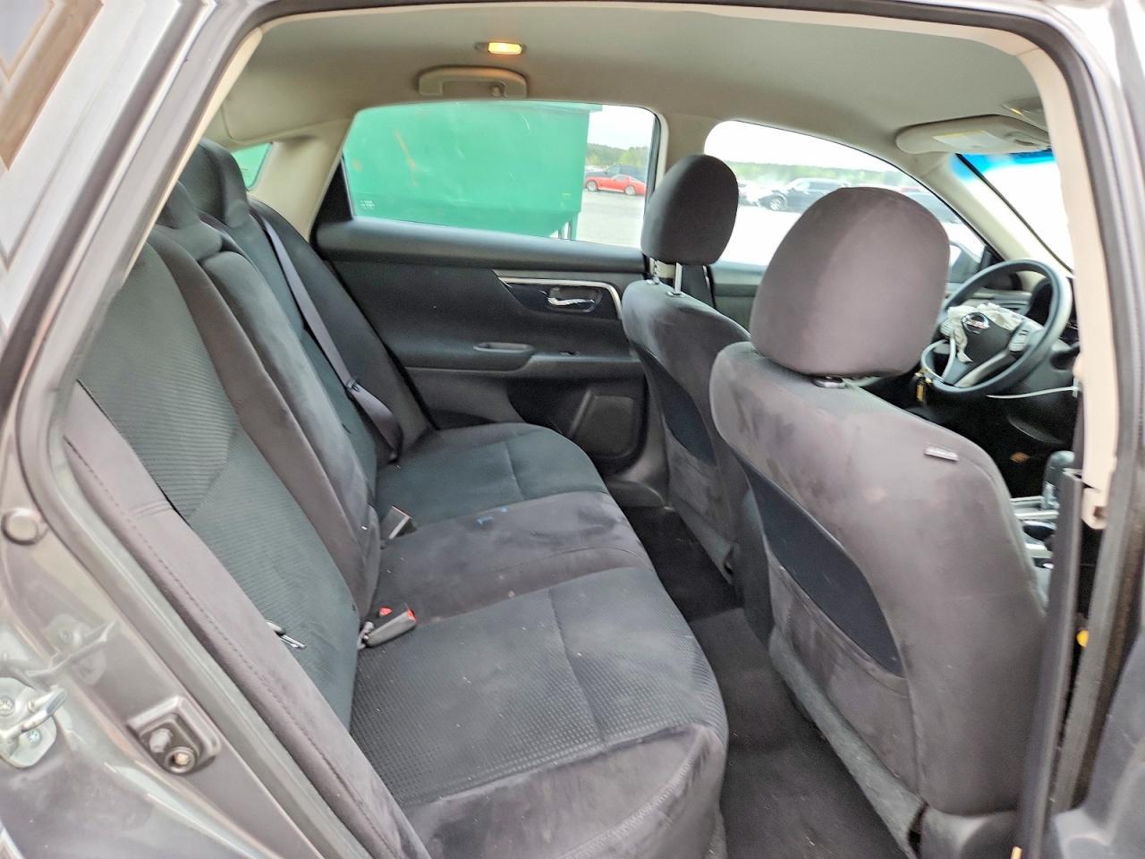 2014 Nissan Altima 2.5 S - zdjęcie 10