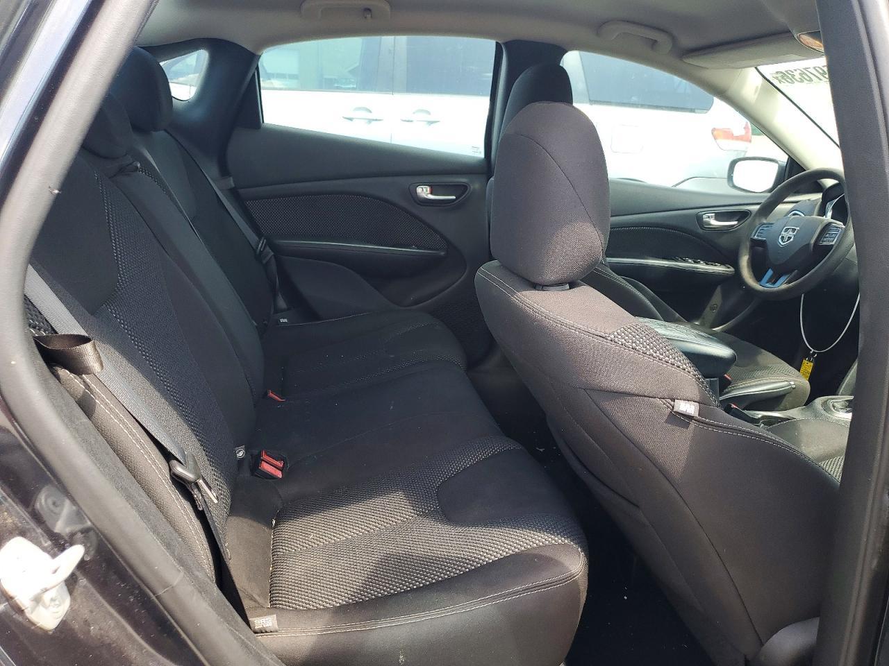 2014 Dodge Dart Sxt - zdjęcie 10