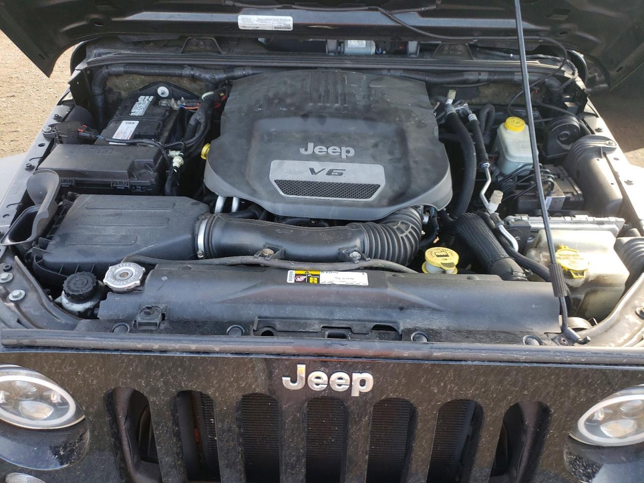 2015 Jeep Wrangler Unlimited Sport - zdjęcie 11