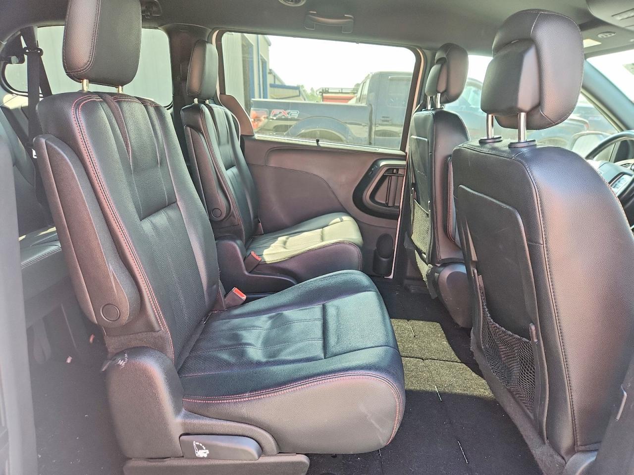 2019 Dodge Grand Caravan Gt - zdjęcie 11