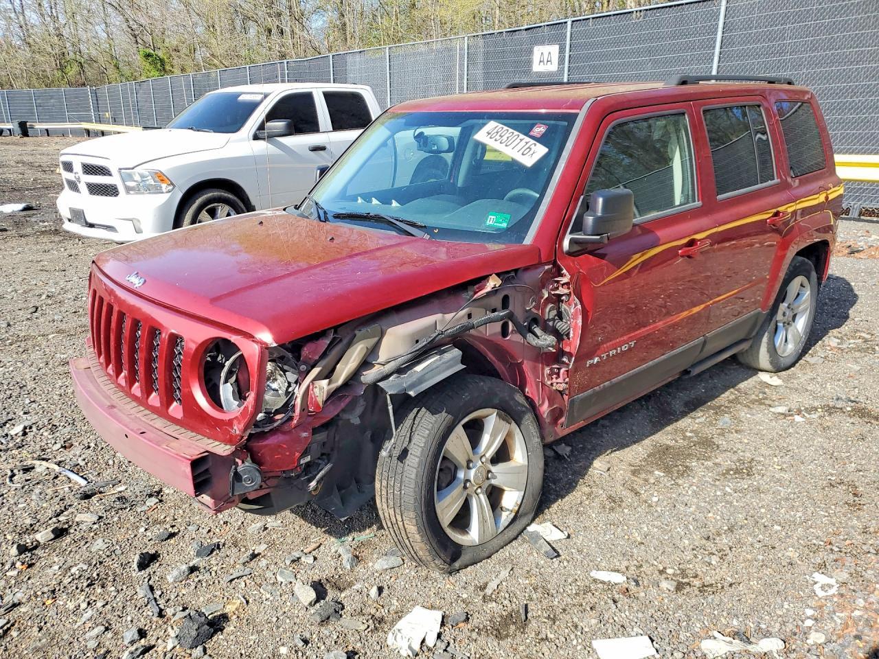 2014 Jeep Patriot Latitude - zdjęcie główne