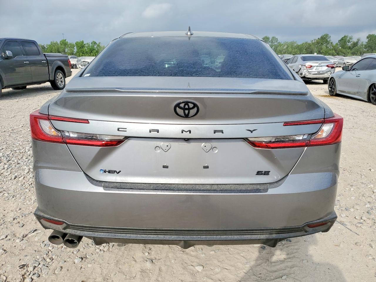 2025 Toyota Camry Se - zdjęcie 6