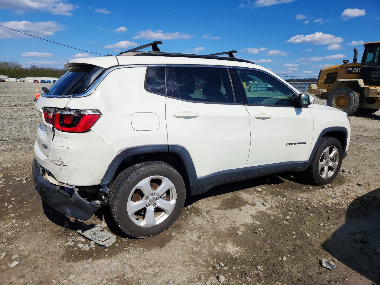 2018 Jeep Compass Latitude - zdjęcie 3