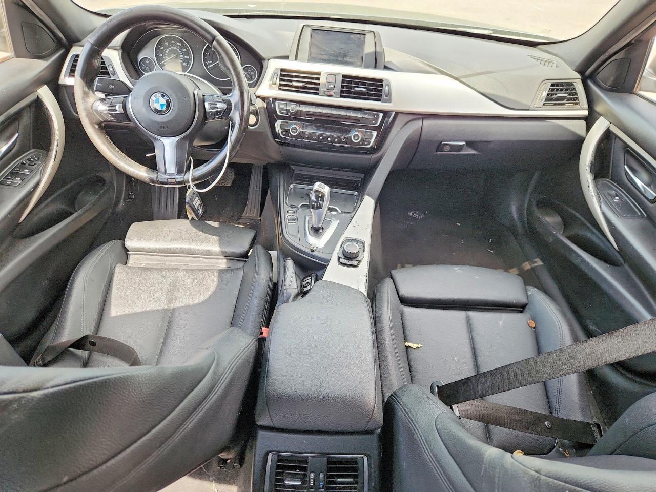 2018 BMW 320 I - zdjęcie 8