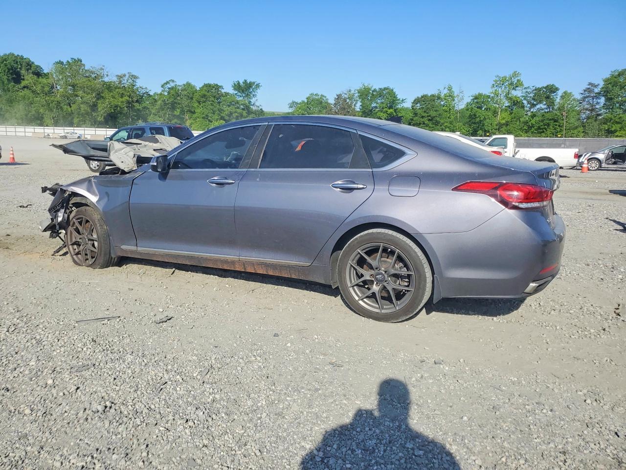 2015 Hyundai Genesis 3.8L - zdjęcie 2