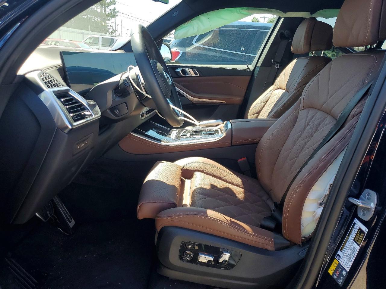2026 BMW X5 xDrive50E - zdjęcie 7