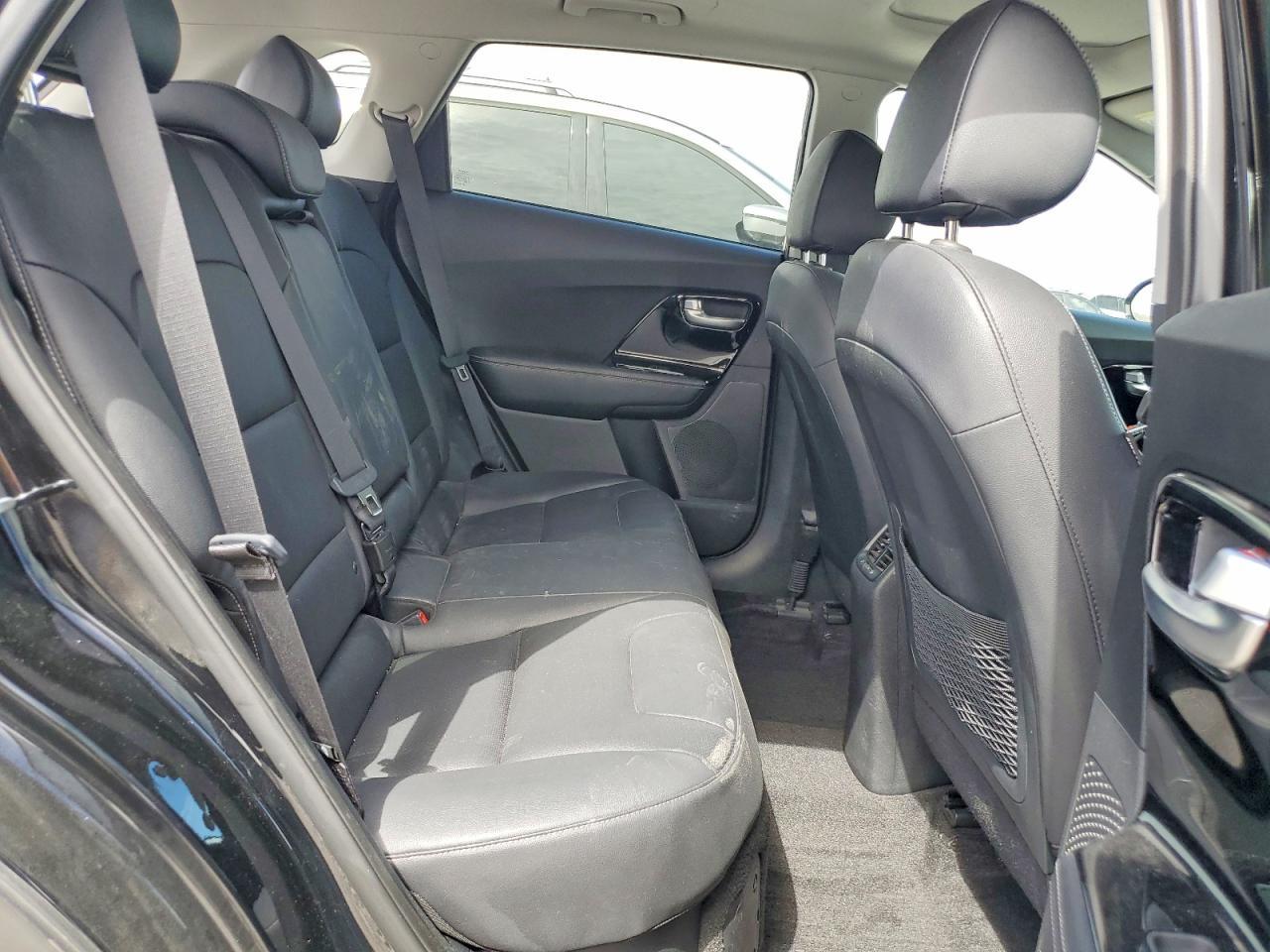 2022 Kia Niro Touring Special Edition - zdjęcie 10