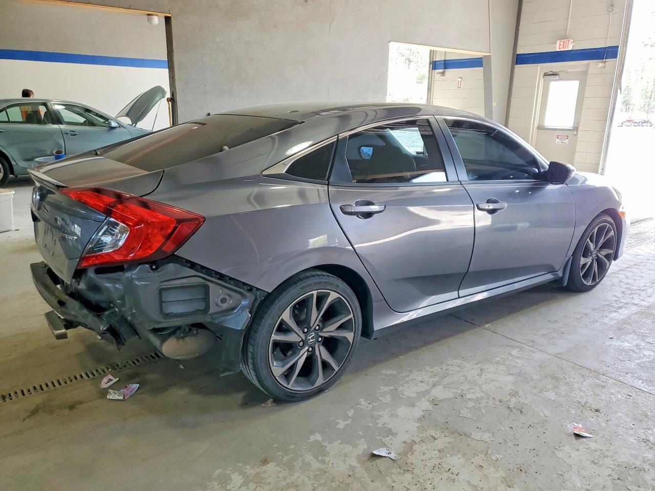 2021 Honda Civic Sport - zdjęcie 3