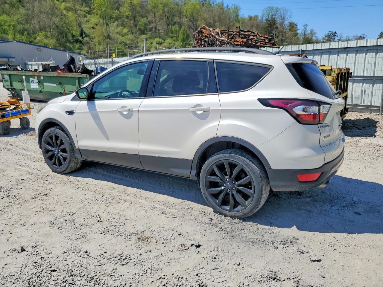 2017 Ford Escape Se - zdjęcie 2