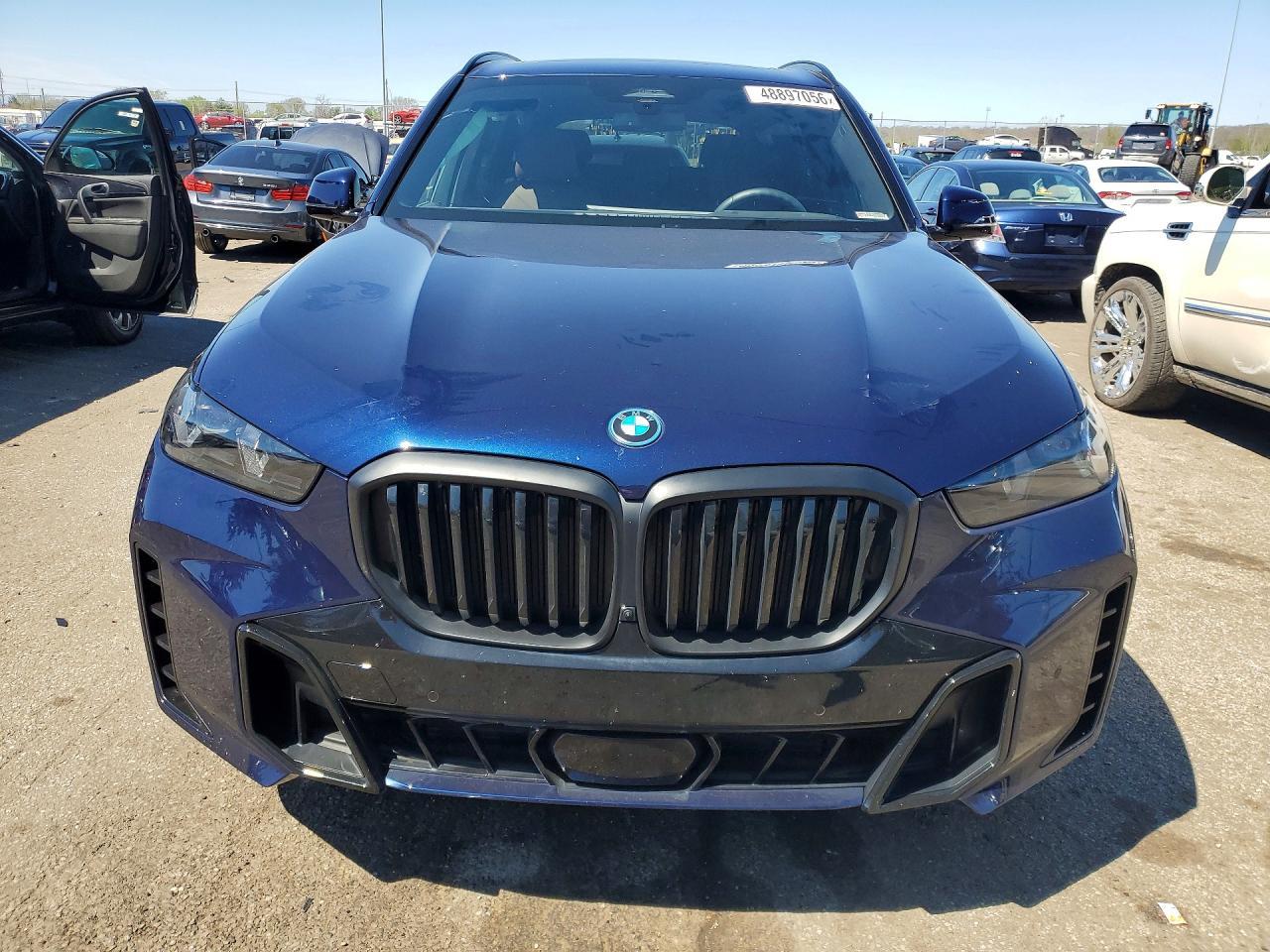 2026 BMW X5 xDrive50E - zdjęcie 5