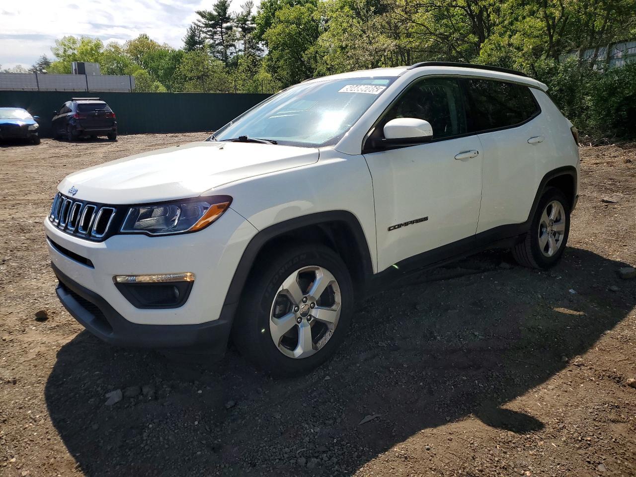 2021 Jeep Compass Latitude - zdjęcie główne
