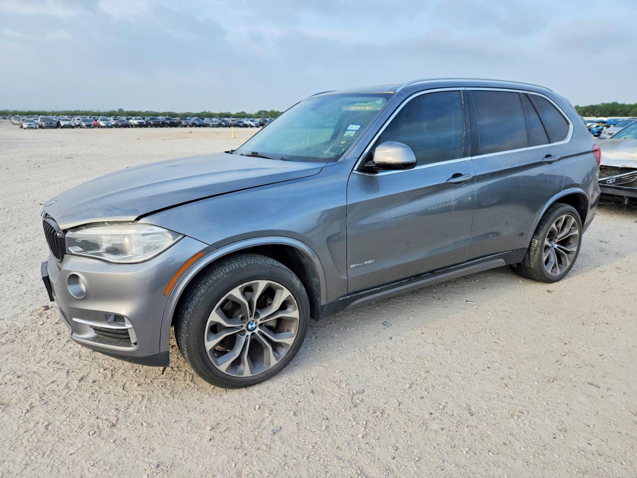 2014 BMW X5 Sdrive35I - zdjęcie główne