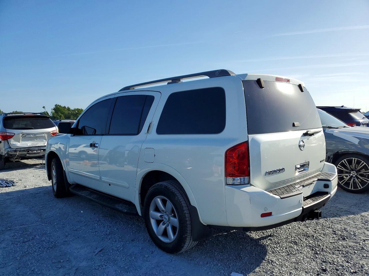 2014 Nissan Armada Sv - zdjęcie 2