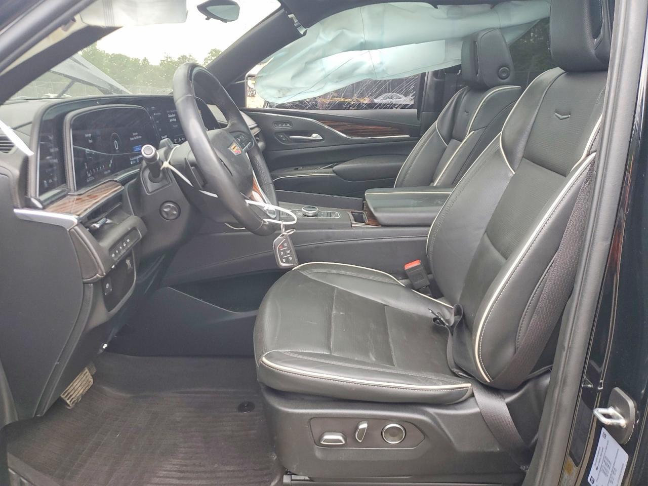 2024 Cadillac Escalade Premium Luxury - zdjęcie 7