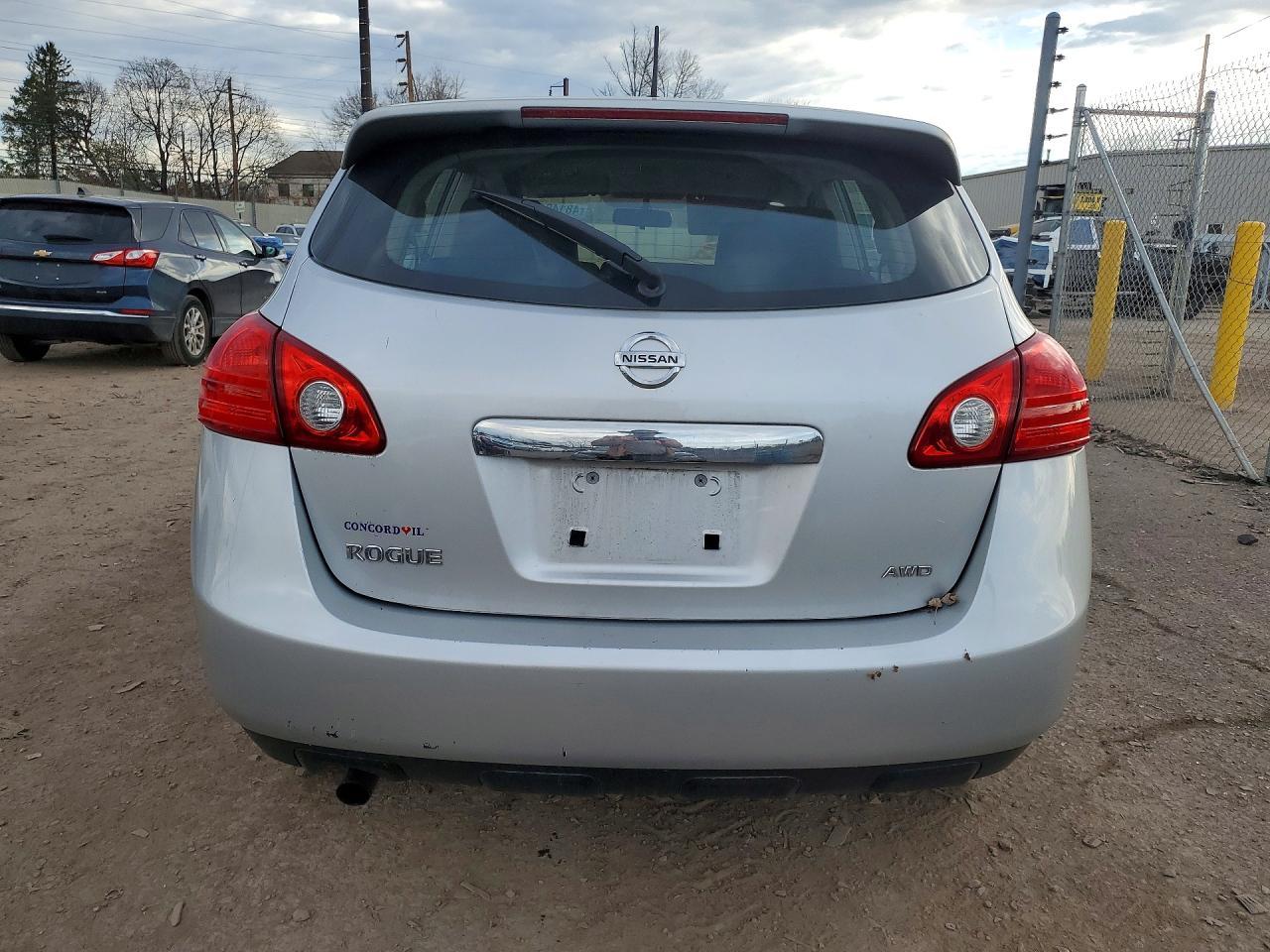 2013 Nissan Rogue S - zdjęcie 6